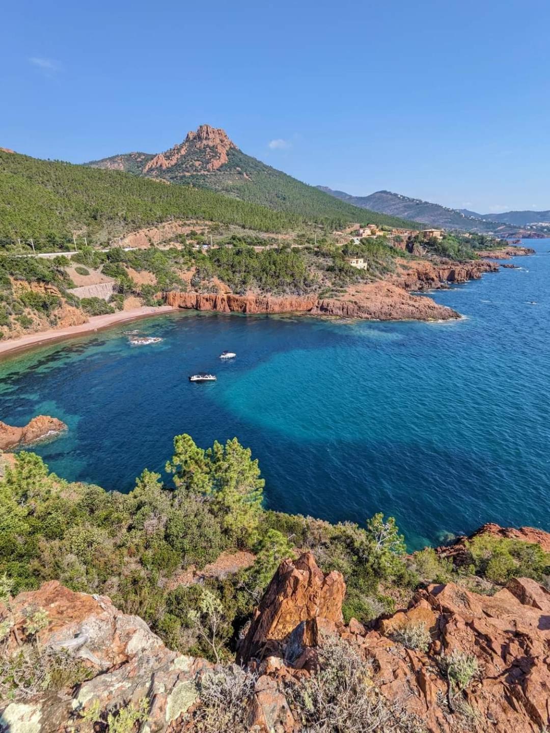 Saint-Raphael- Vue Mer Et Massif De L'Esterel Exterior photo
